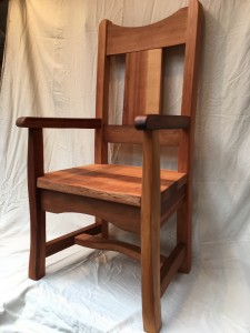 cedar chair 5 (with arms)